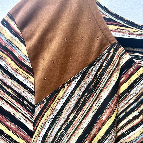 Multiples Brown Asymmetrical liquid knit 3/4 Sleeve Blouse 2X - Picture 4 of 7